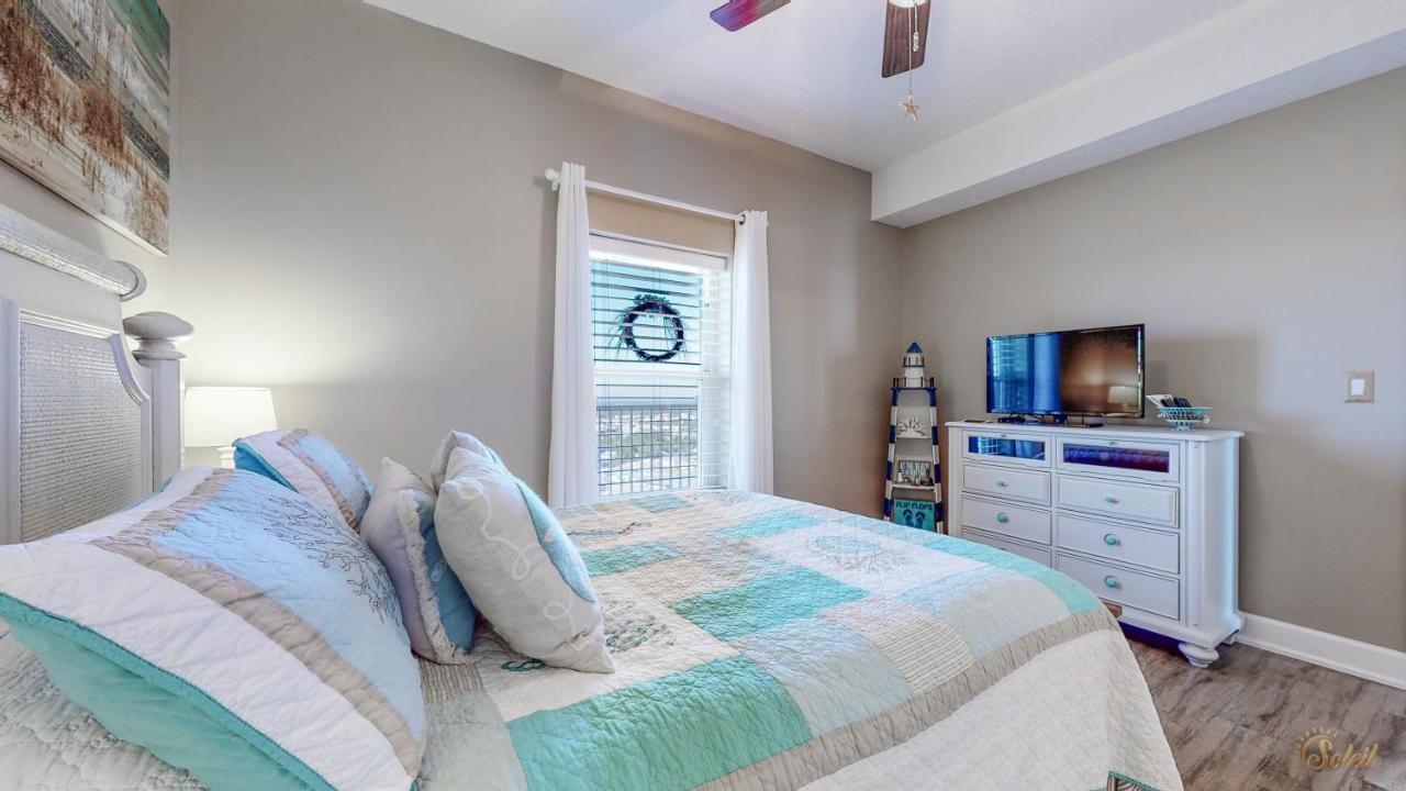 Huge Balcony - Beachfront - Renovated - Flpcb87 Holiday home *