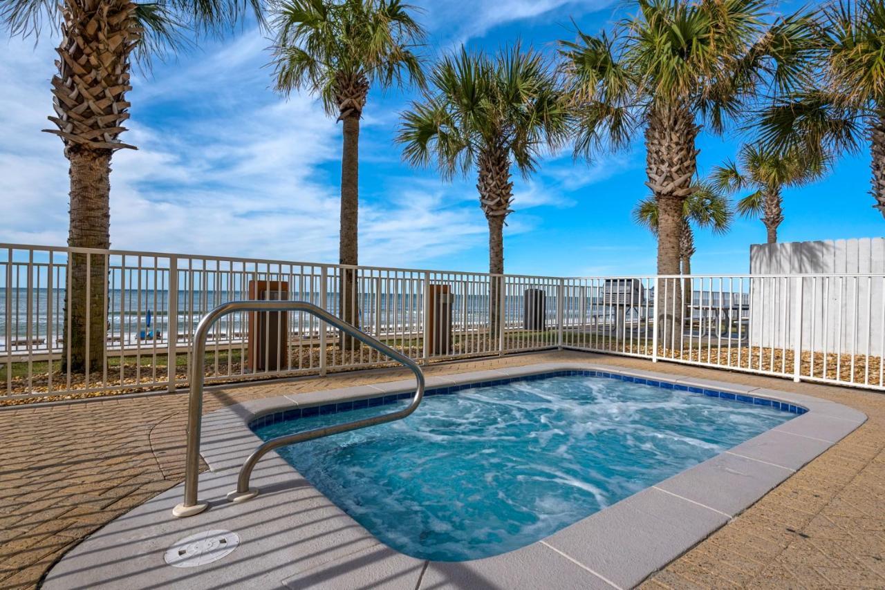 Huge Balcony - Beachfront - Renovated - Flpcb87 Holiday home *